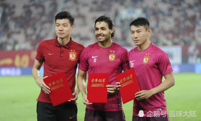 B体育平台:中超俱乐部引援策略：提升即战力与优化年龄结构的简单介绍
